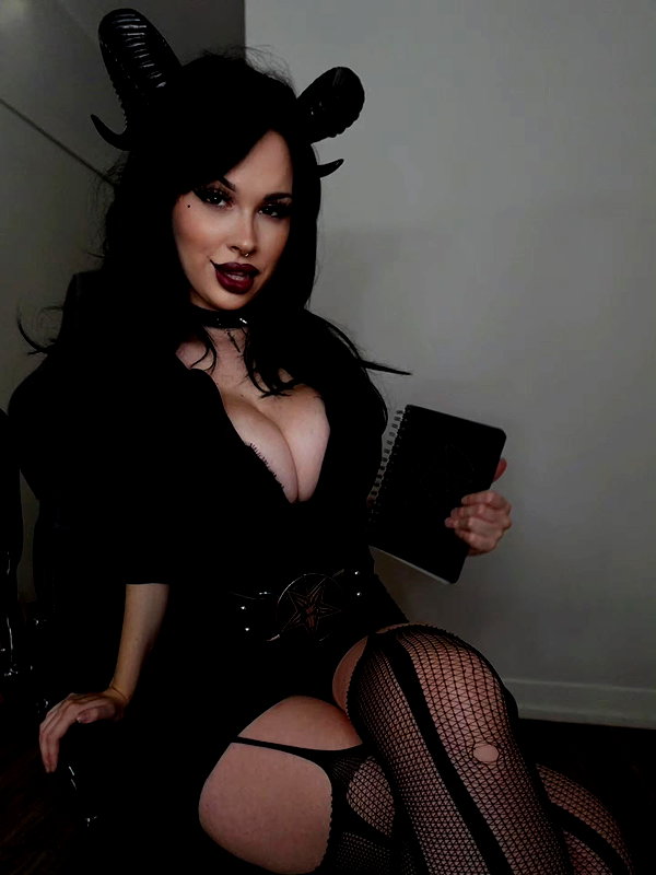rixiadigivolved instagram image archive image
