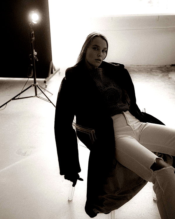 kkwwwv instagram image archive image