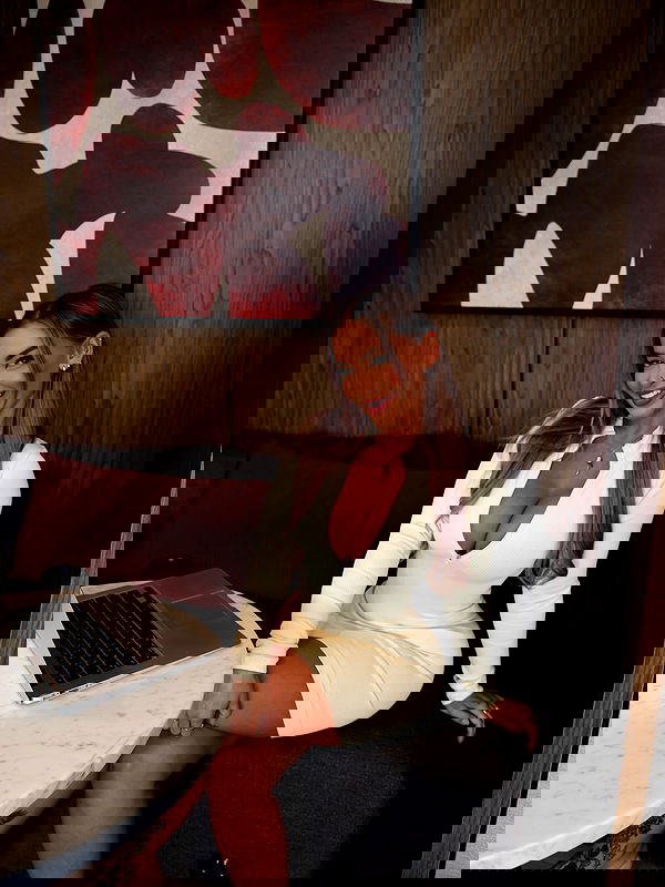 itshayleydavies itshayleydavies archive image