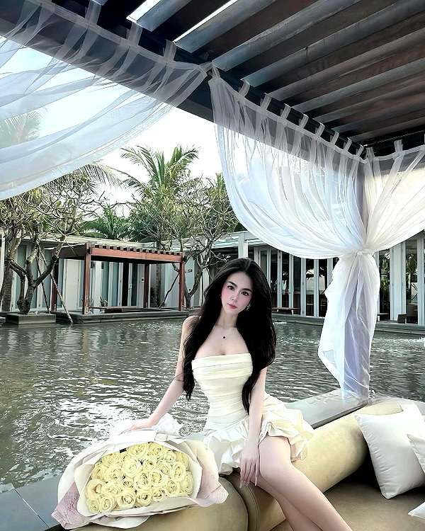 lyhythuedoxinh instagram image archive image