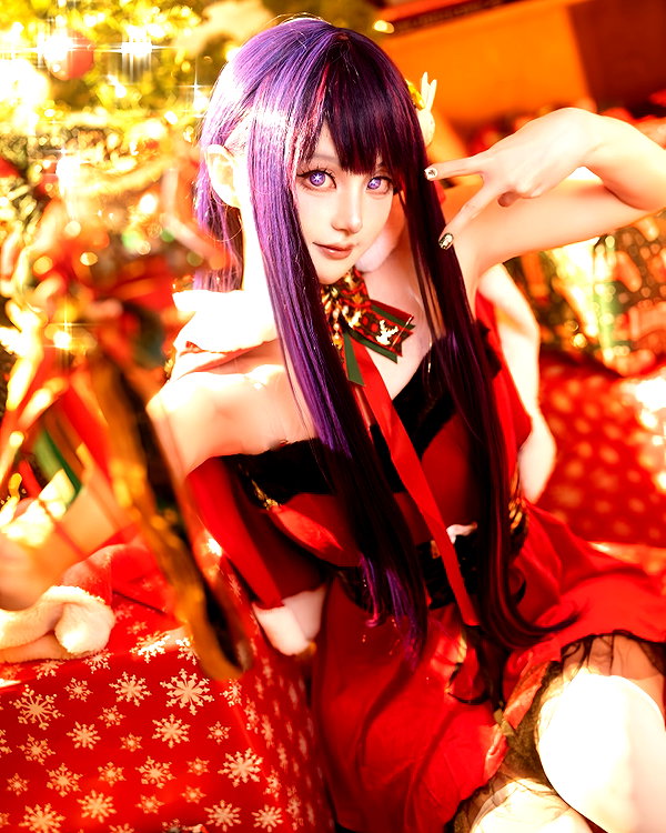 miee_cos instagram image archive image