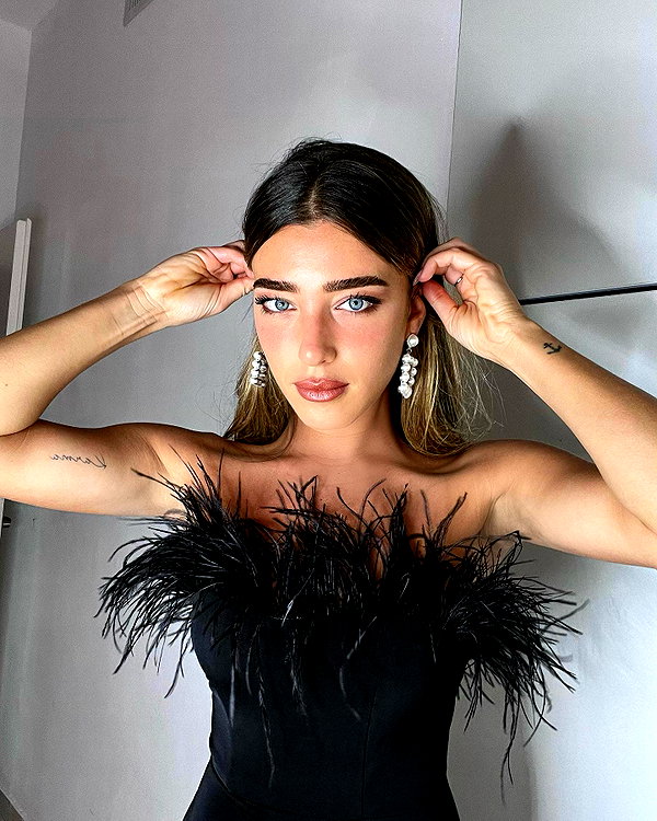 annezivi instagram image archive image