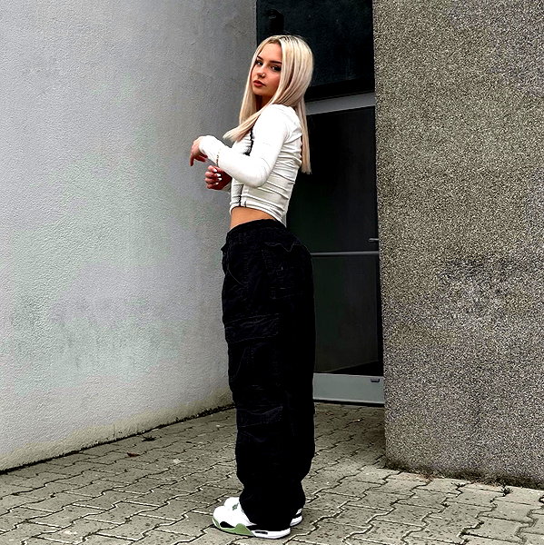 kiara.jlks instagram image archive image