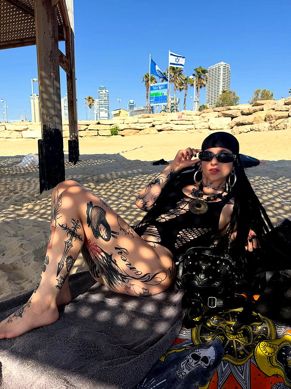 strawberryshanz instagram image archive image