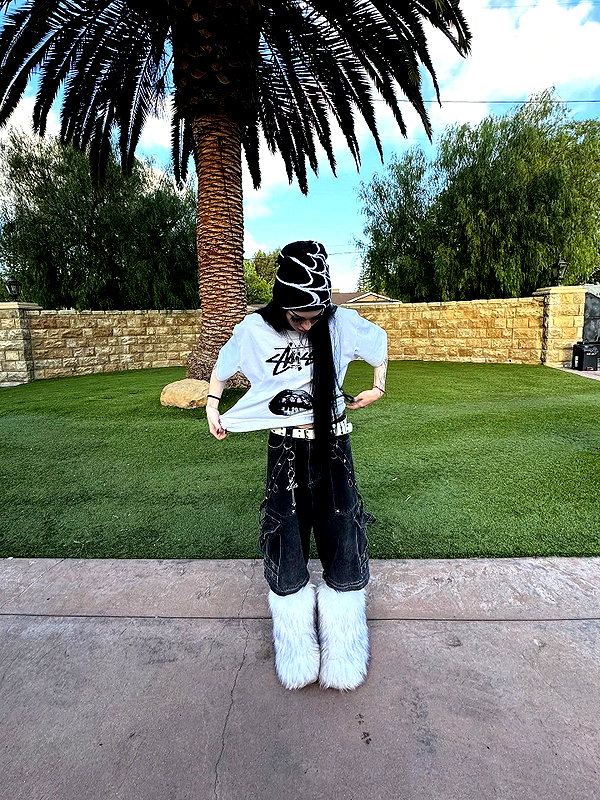 gabs.z.x instagram image archive image