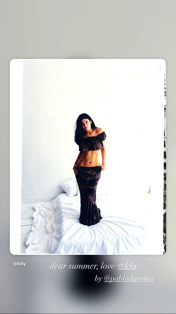 kyliejenner kyliejenner archive image