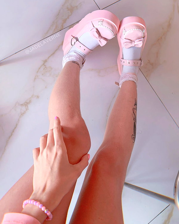 jadelaverne instagram image archive image