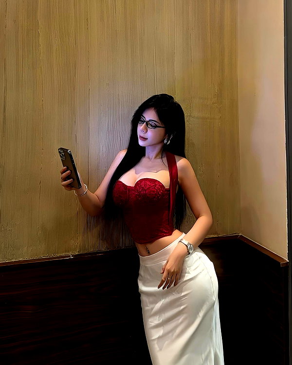 lyhythuedoxinh instagram image archive image
