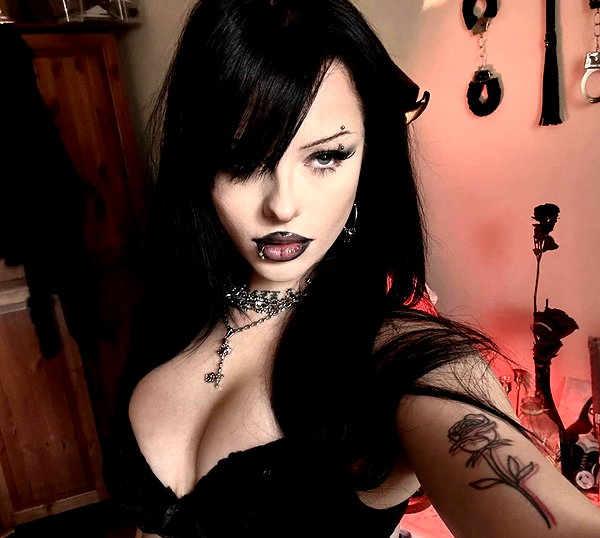amberxswain instagram image archive image