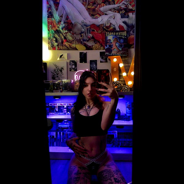 luucifina instagram image archive image