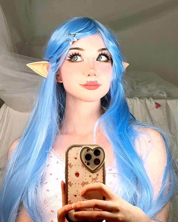 danielle.mercedie instagram image archive image