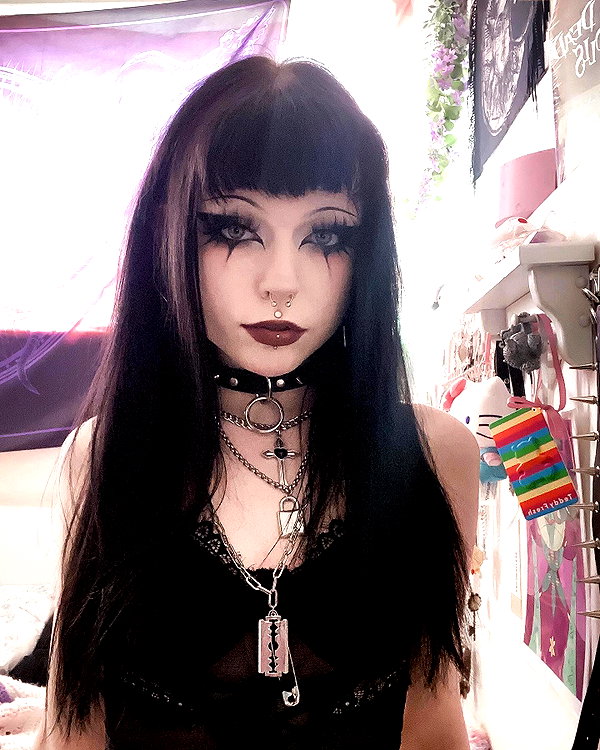 kittenfangsxx instagram image archive image