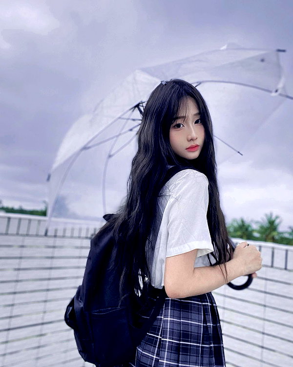 lai_931201 instagram image archive image