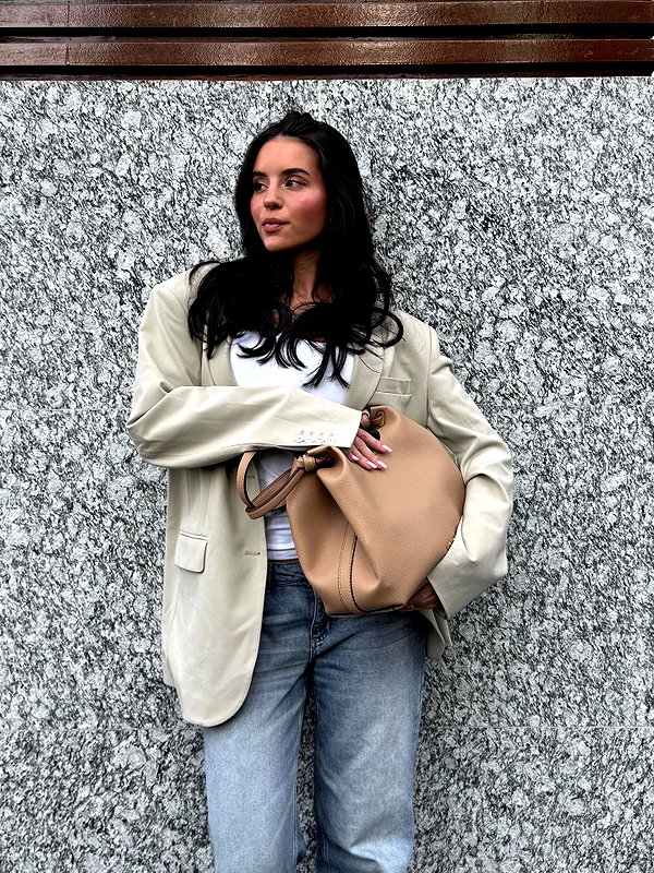 zoeliss instagram image archive image