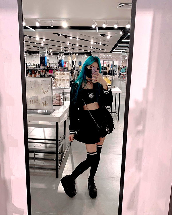 jadelaverne instagram image archive image
