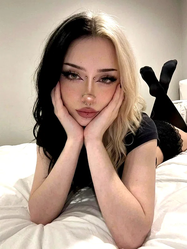 alyssakittyy archive image