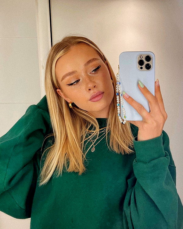lilih instagram image archive image