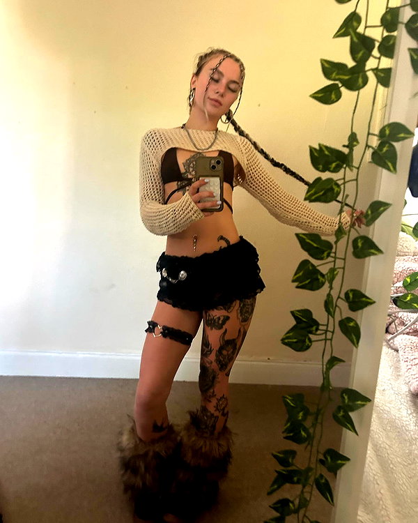 charley.chambers instagram image archive image