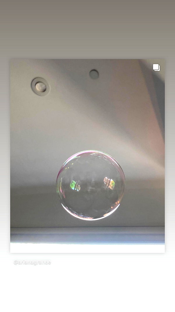 arianagrande instagram image archive image