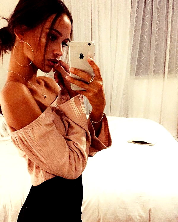 isabellemathersx instagram image archive image