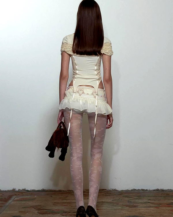 fair_mua instagram image archive image