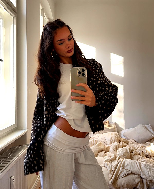 emmaaurora instagram image archive image