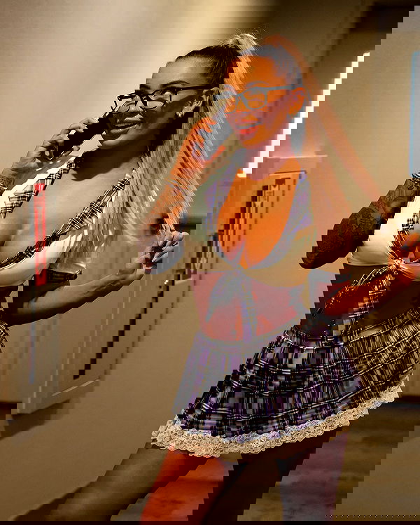 itshayleydavies itshayleydavies archive image