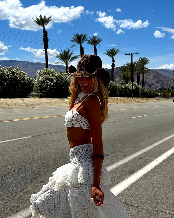 sophiebatzloff instagram image archive image