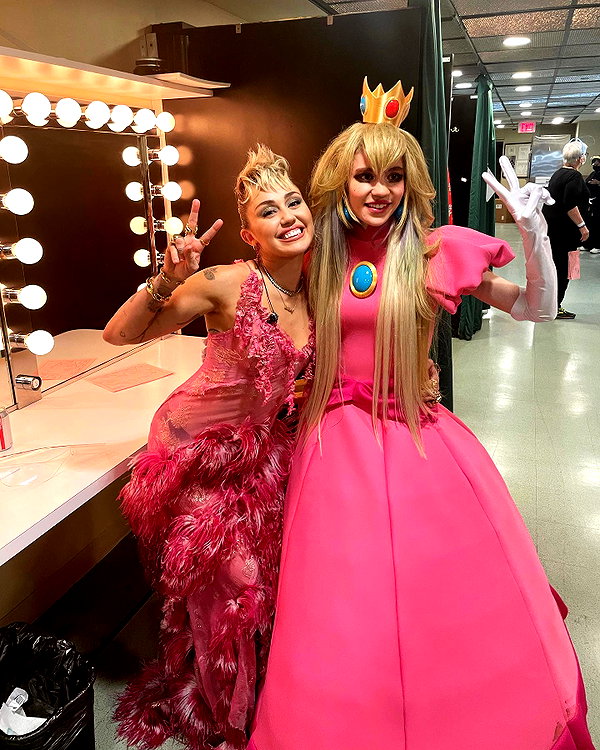 mileycyrus instagram image archive image