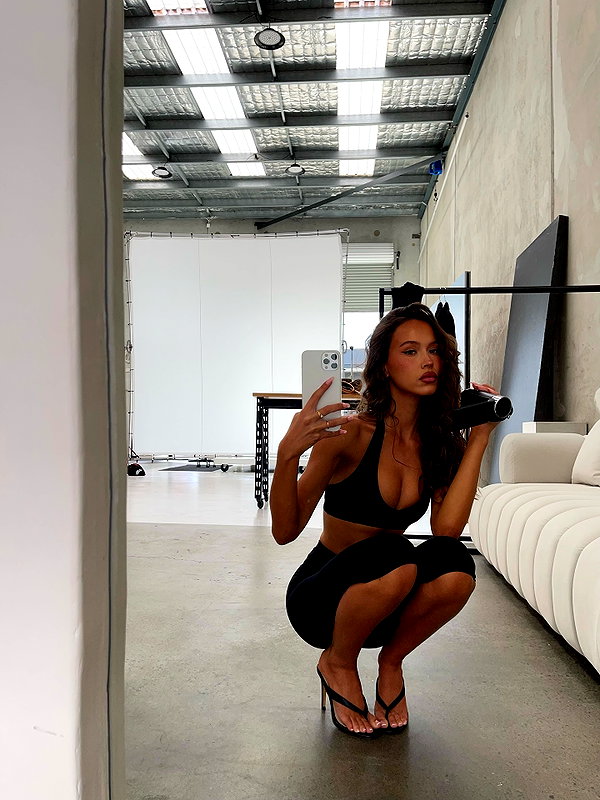 isabellemathersx instagram image archive image