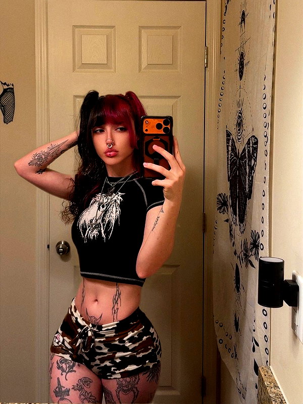 luucifina instagram image archive image
