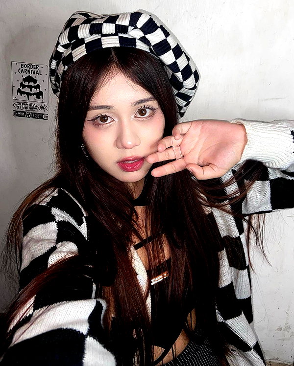 is2tian instagram image archive image