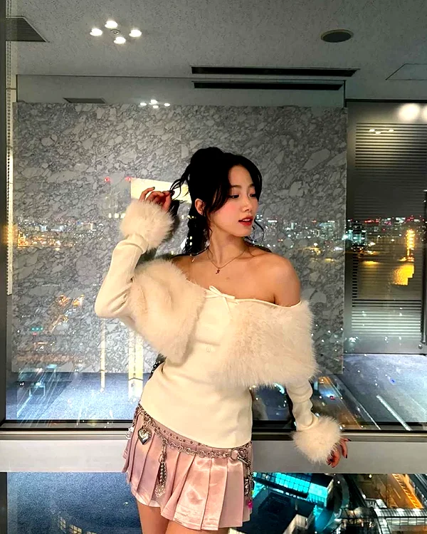 zuhazana instagram image archive image