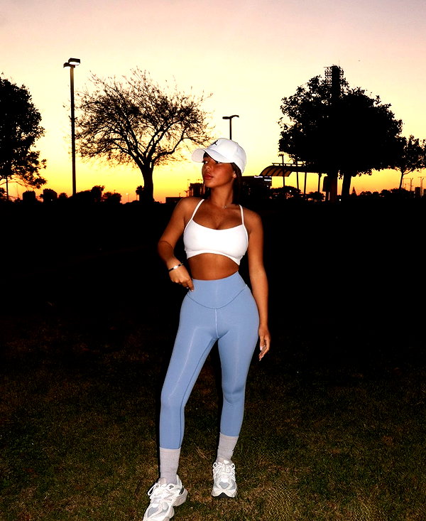 lian_sabag8 instagram image archive image