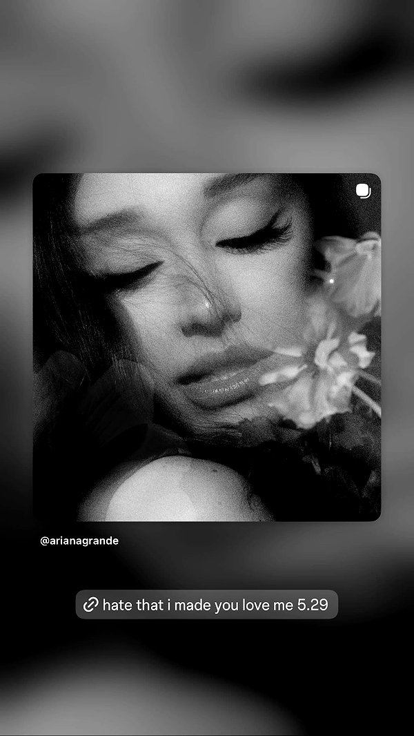 arianagrande instagram image archive image