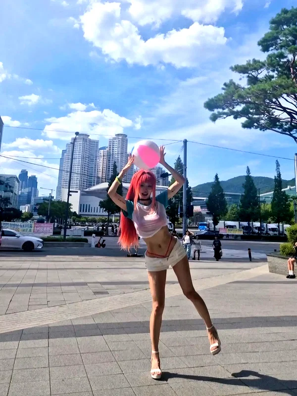 bora__look instagram image archive image