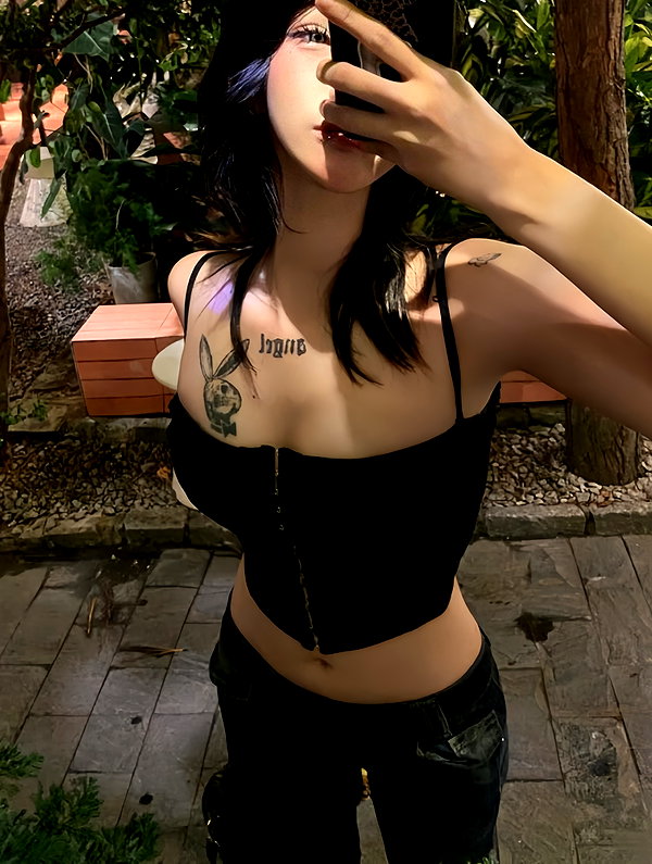 lyhythuedoxinh instagram image archive image