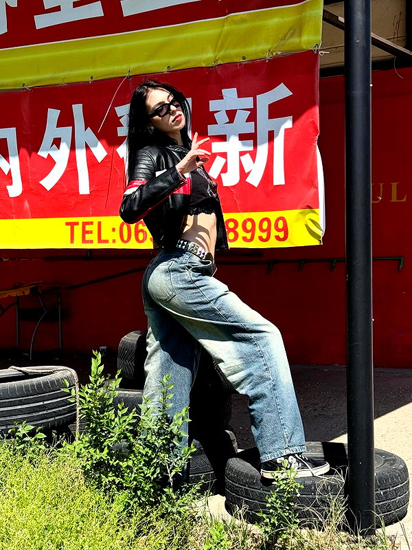 najavamp instagram image archive image