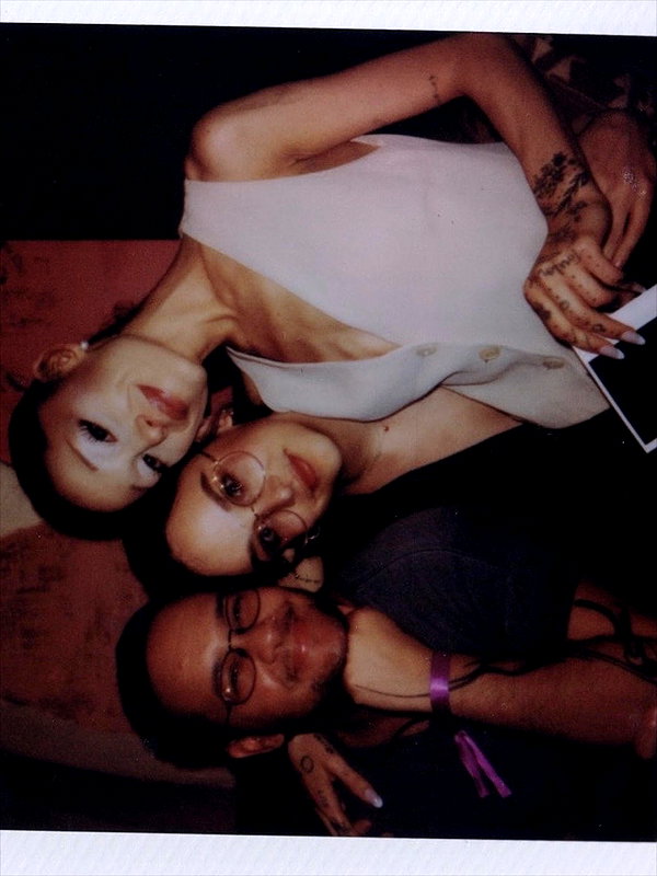 arianagrande instagram image archive image