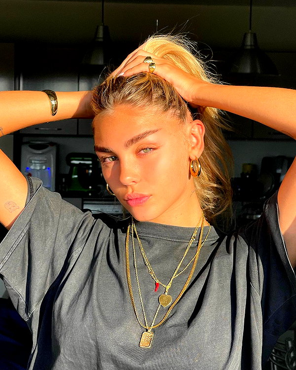 maya.keyy instagram image archive image