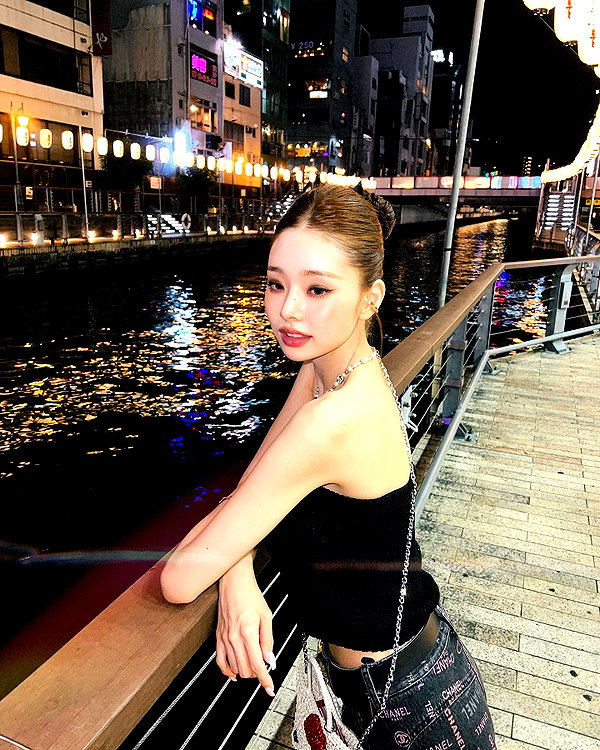 dear.zia instagram image archive image