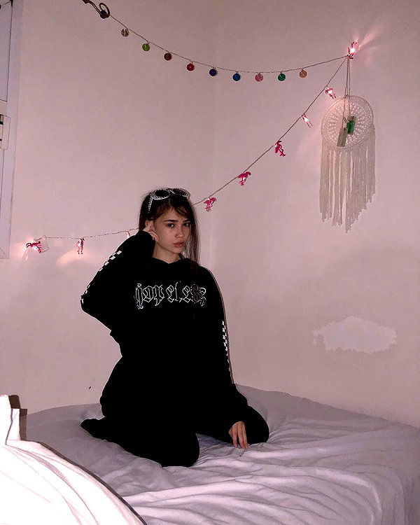 noa2000oooo instagram image archive image