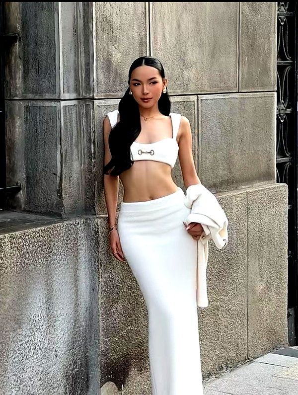 lyhythuedoxinh instagram image archive image