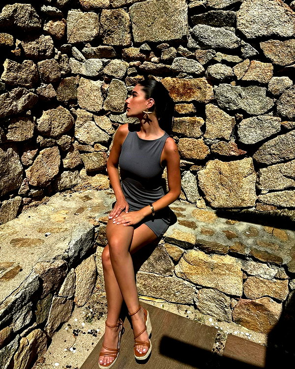 netabar instagram image archive image