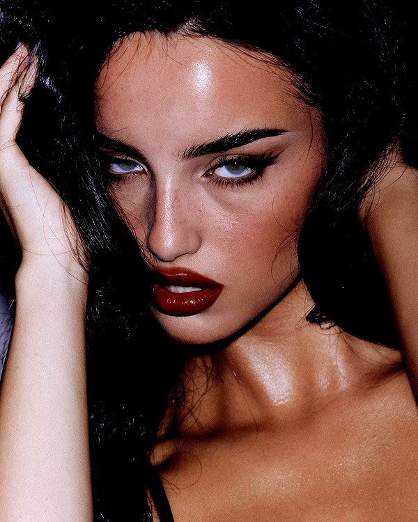 ellachristo instagram image archive image