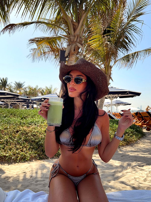 zoeliss instagram image archive image