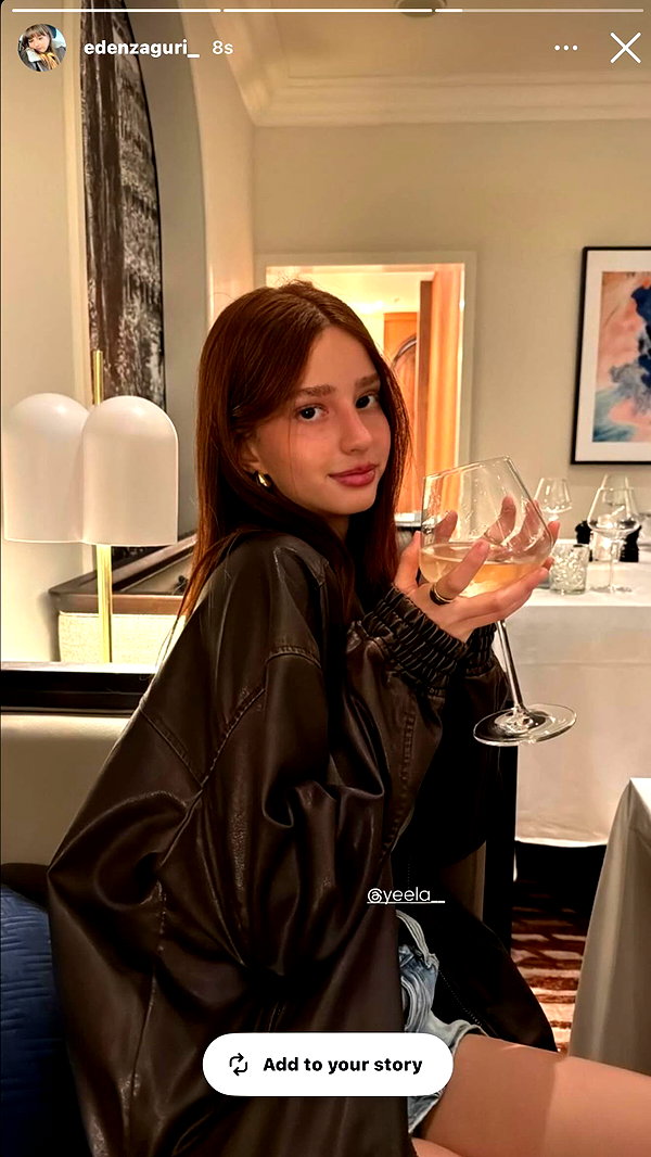 yeela__ instagram image archive image