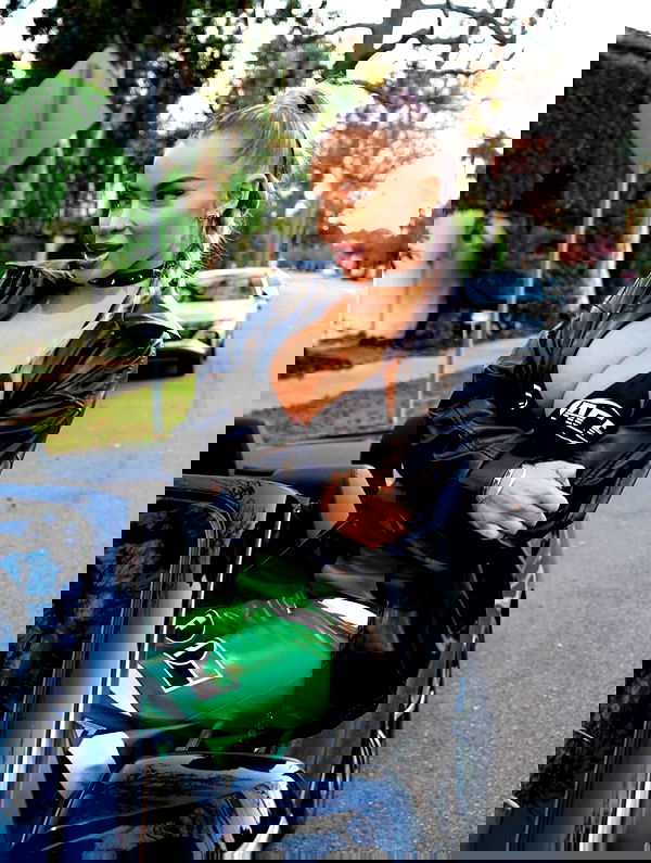 itshayleydavies itshayleydavies archive image