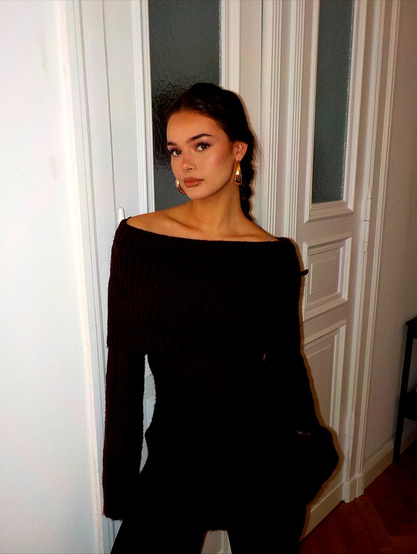 emmaaurora instagram image archive image