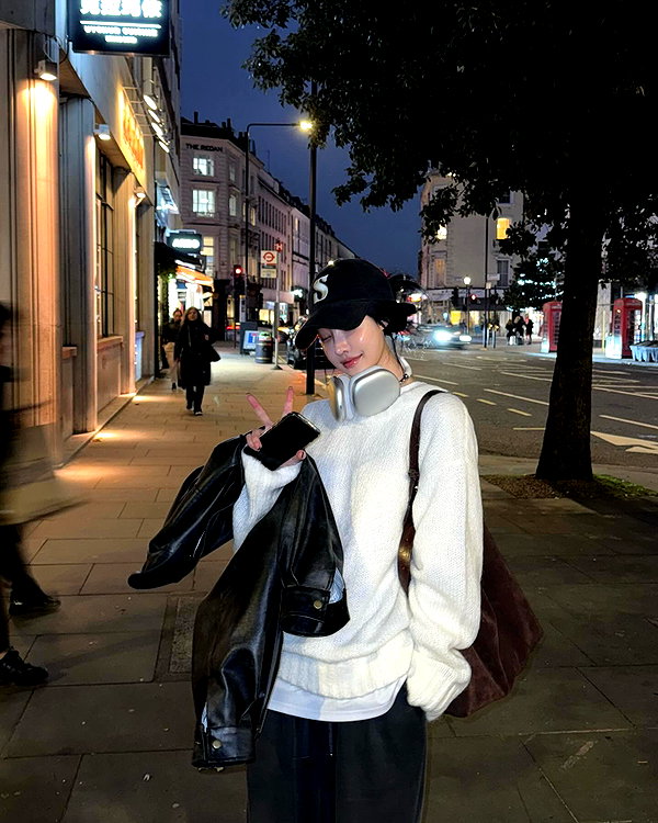 daxbin instagram image archive image